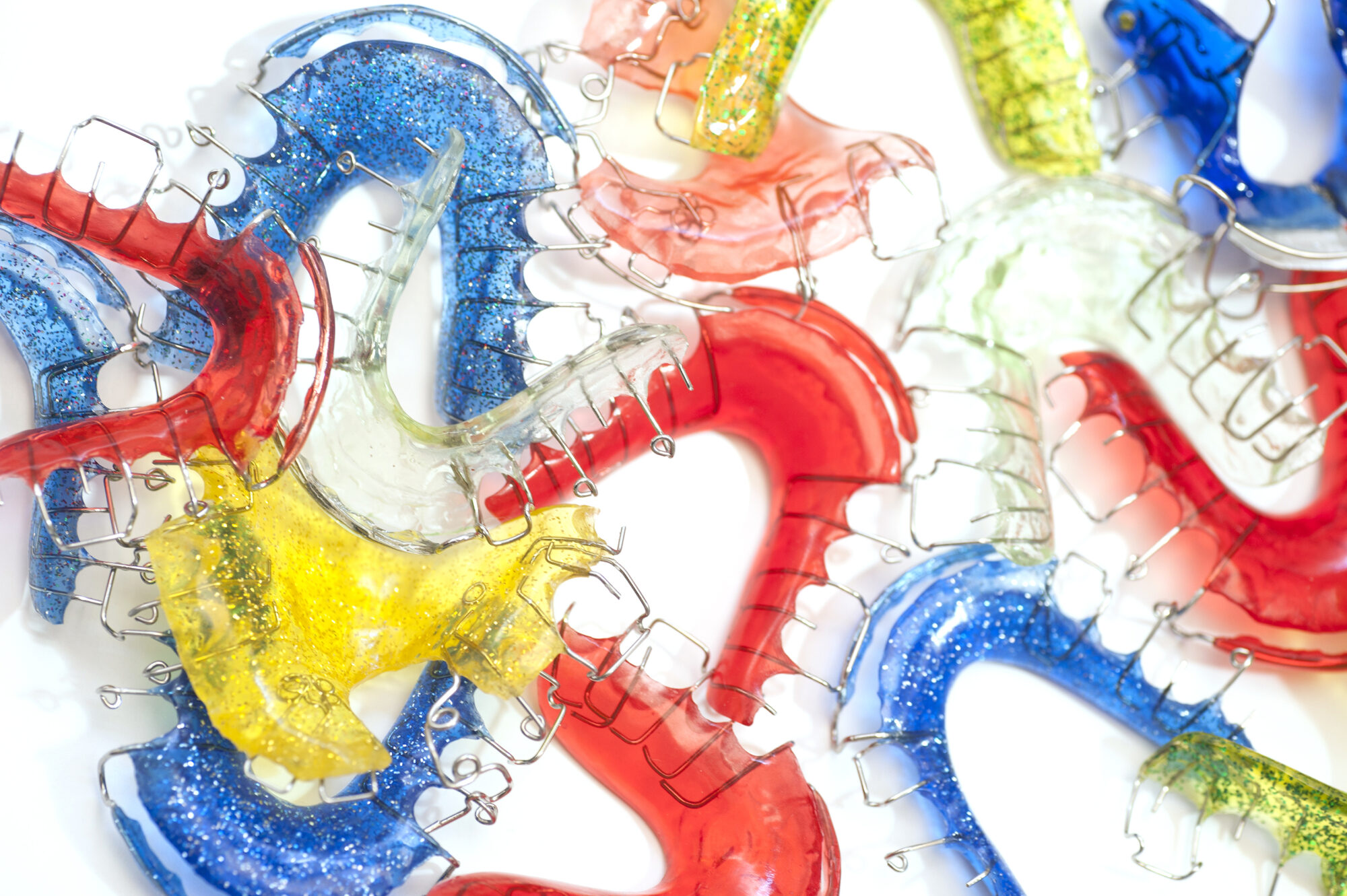 Orthodontic Retainers: Essential Guide to Lifelong Smile Maintenance